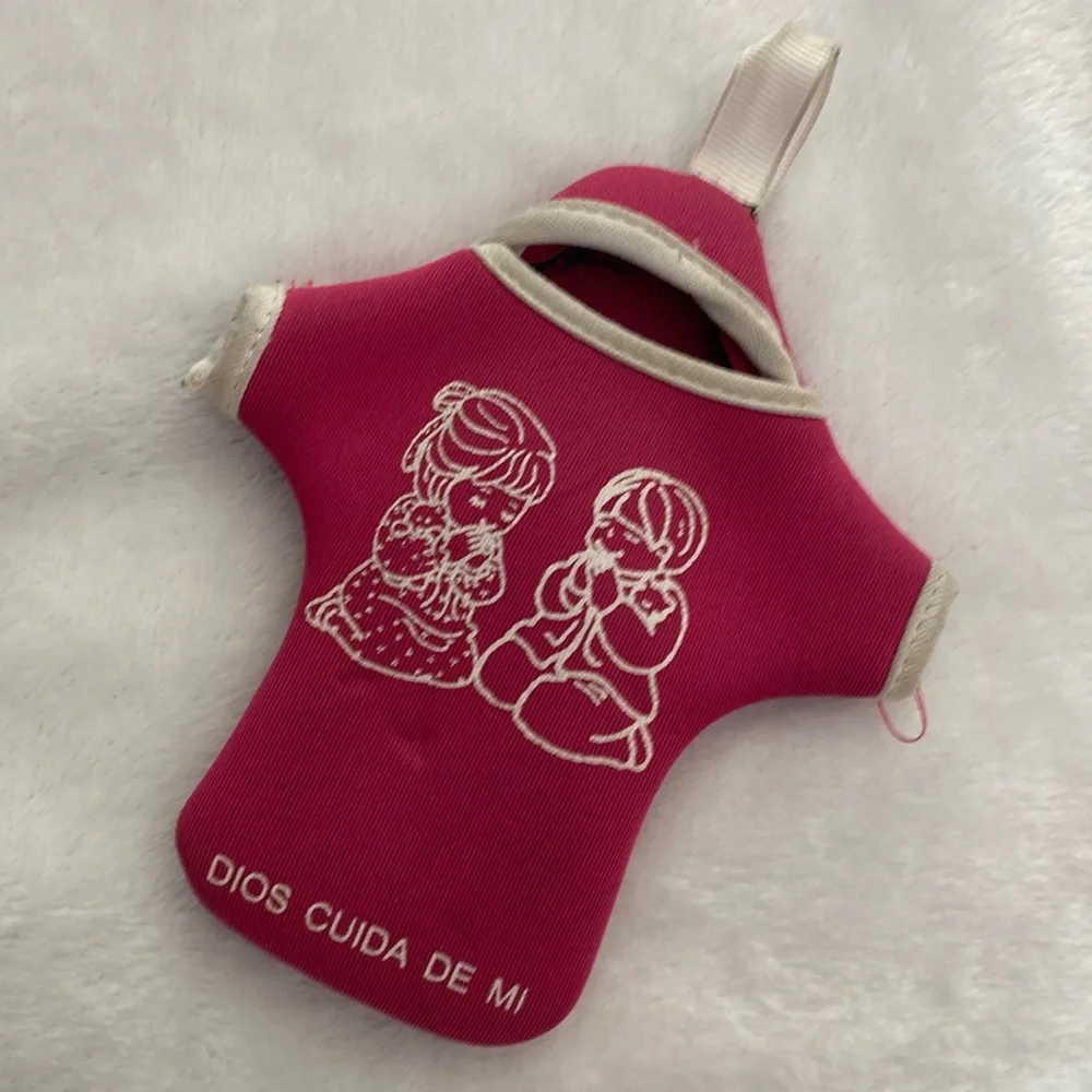 Shirt-shaped mini pouch accessory